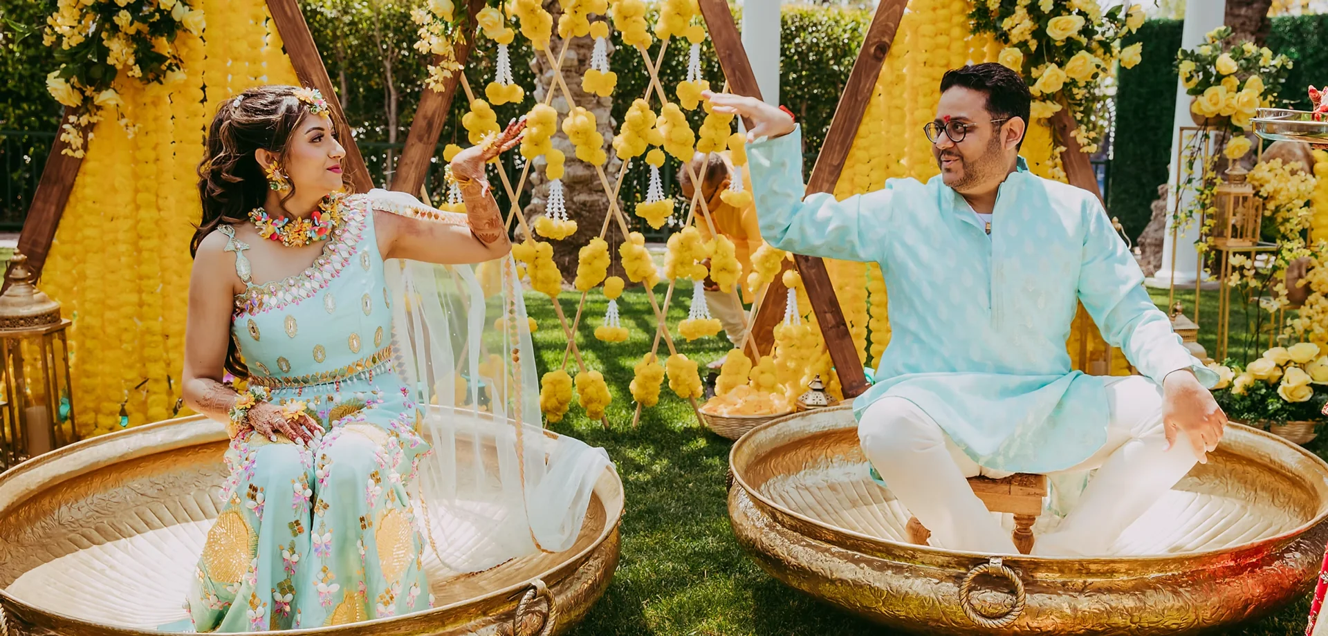 Karisma & Om — haldi