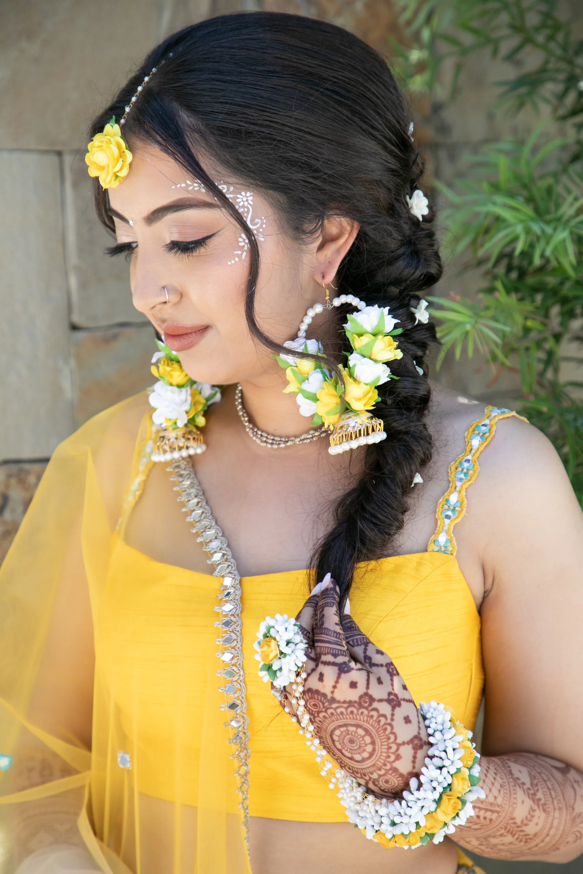 Avani & Abhi — haldi moment